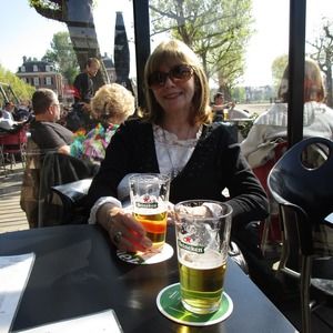 Meet your Posher, Mercedes